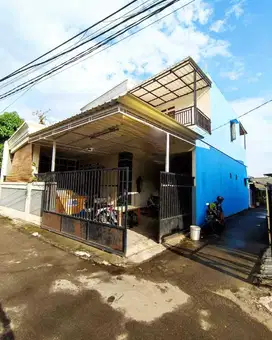 Rumah 2Lantai Bagus Murah bonus Kontrakan di Pulo gebang Cakung Jaktim