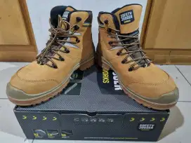 Sepatu Safety Shoes Jogger Article Ultima warna Sand Original size 44
