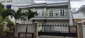 DIJUAL RUMAH MEWAH PULOMAS BARAT LT 419 LB 350 STRATEGIS FURNISHED
