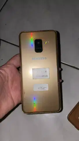 Samsung A8 2018 4/32GB Gold