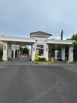 Rumah ditengah Kota Puri Mutiara Monginsidi Makassar