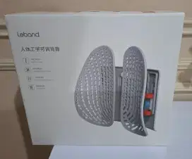 Leband sandaran kursi ergonomic