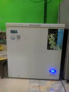 dijual cepat freezer box
