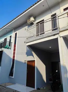 Rumah Baru 2Lantai Murah Startegis di Bambu Apus Cipayung Jakarta Timr