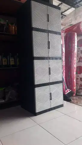 Lemari plastik 4 susun