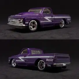 Super Treasure Hunt Hot Wheels '67 Chevy C10 Chevrolet Ban Karet Rare