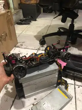 RC CAR SAKURA D4 RWD FULL AKESEORIES