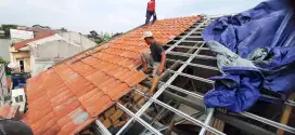 Kontruksi atap dan kanopi carport