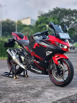 Kawasaki Ninja 250 FI ABS Merah