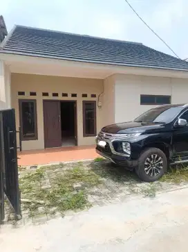 Disewakan rumah 2 lantai 4 kamar kebon baru Tebet Jakarta selatan