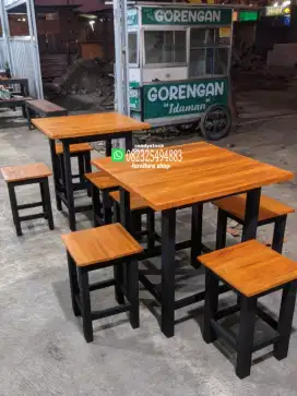 Meja kursi makan cafe restoran