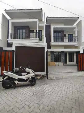 Rumah Cantik Medokan Rungkut Surabaya