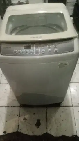 Mesin cuci 1 tabung wobbie