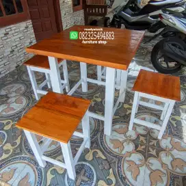 Meja kursi makan cafe restoran