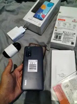Redmi note 11 4/128 fullset MULPIS harga pas