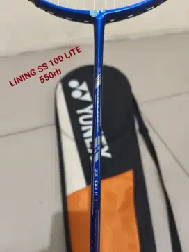 LI-NING SS 100 LITE 
Masih bagus banget