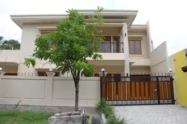 Dijual Rumah Mewah & Asri Strategis Di Kebayoran Lama Jakarta Selatan