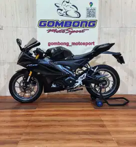 YAMAHA R15 V4 2022