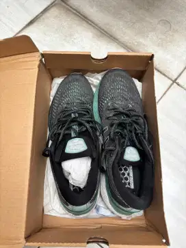 Asics Gel Kayano 28