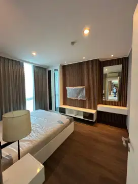 Disewakan Unit Mewah Via, Corner 132m², Full Furnish, Ciputra World