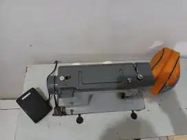 Dijual Cepat Mesin Jahit Singer Portable BU