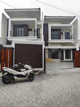 Rumah Cantik Medokan Rungkut Surabaya