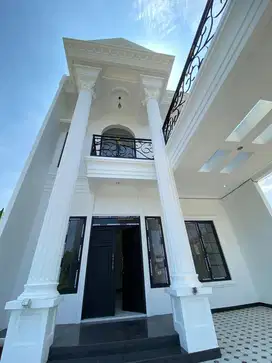 RUMAH ASRI MODEL EROPA – 5 MENIT KE PLAZA CIBUBUR & TOL JATIKARYA