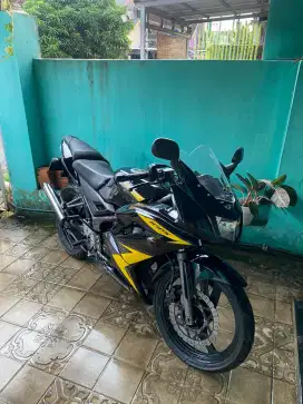 Kawasaki ninja rr tahun 2013