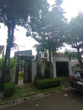 DI JUAL RUMAH/VILLA