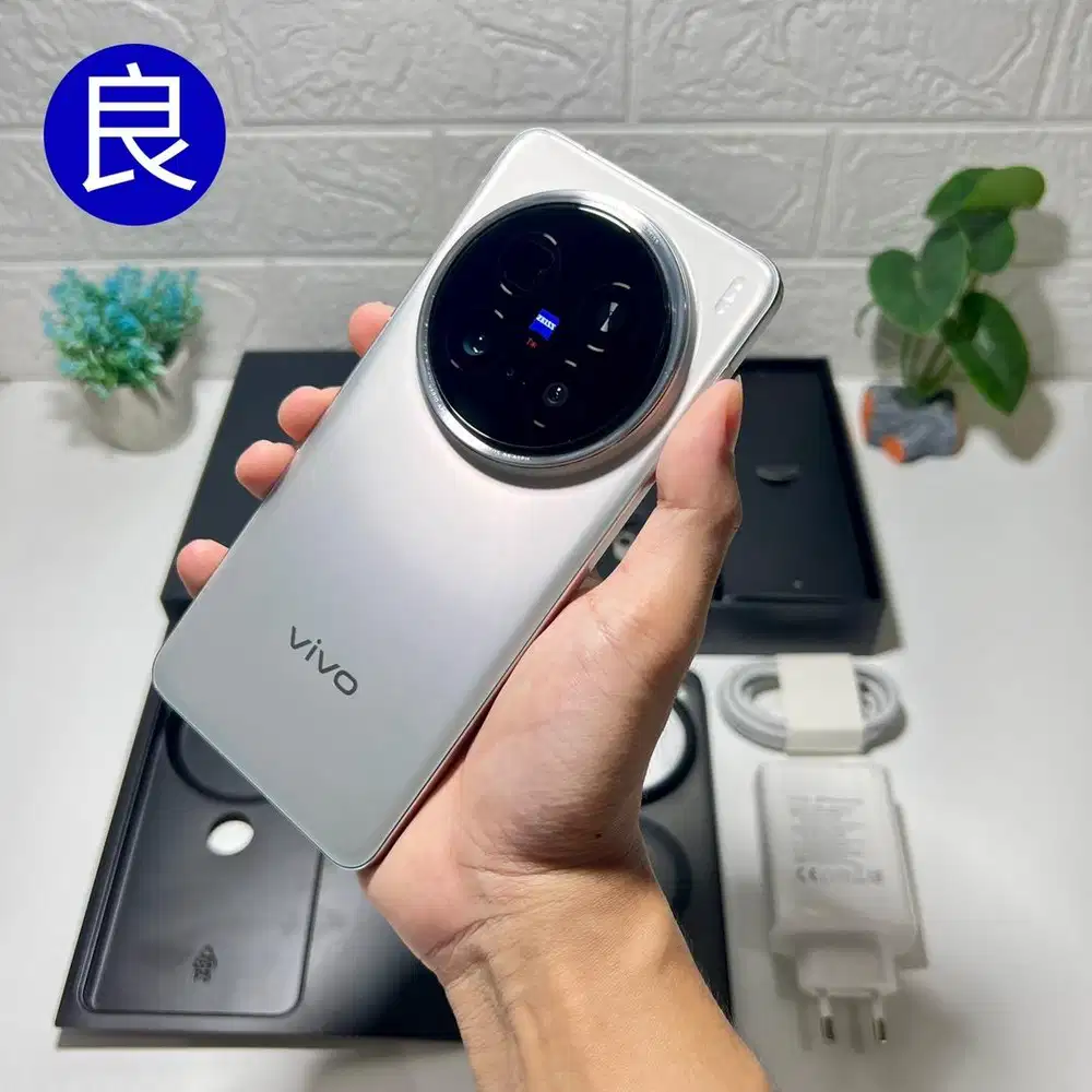 Vivo X200 Pro 16/512GB Titanium Garansi Resmi Indo Fullset Mulus