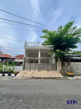 Disewakan Rumah tinggal 2 lantai di Ngagel Wasono