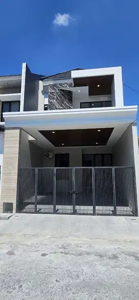 Rumah Baru Gress Babatan Pantai Surabaya