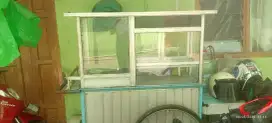 Gerobak pempek, cilok kuah