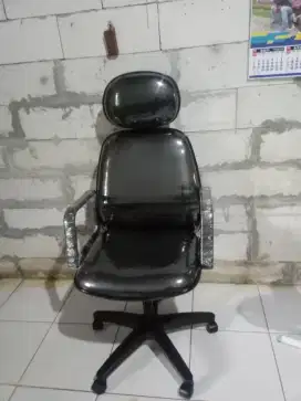 Kursi kantor recondisi