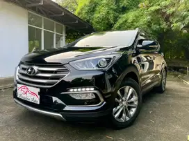 Hyundai Santa Fe XG 2.4 Bensin Panoramic 2016 hitam km low record Joss