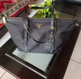 JUAL TAS PRADA MILANO , BRAND NEW COD REKBER TOKO OREN / TOKO IJO