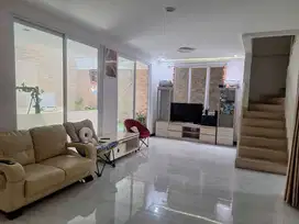 Rumah 2 Lt Taman Palem Lestari(uk10 x20m)