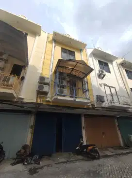 Dijual Ruko Klampis 3,5 Lantai, LT 45m², HGB, Harga Rp 1,3M