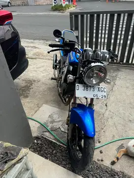 Ninja r 2013 biru ori simpanan