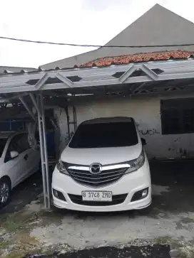 Mazda Biante 2.0