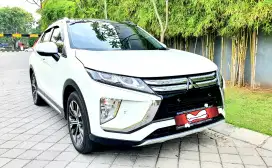 Unit LANGKA KM40 Eclipse Cross 1.5 TURBO 2020 Putih MEWAH Spt Baru