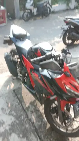 Honda CB 150 R ( BT/TT )