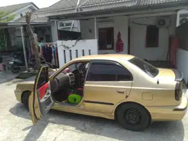 Hyundai Accent Verna 2001 Bensin