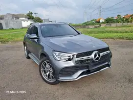 Cash! GLC200 AMG 2022 progressive line km low. 2021, full option 2020