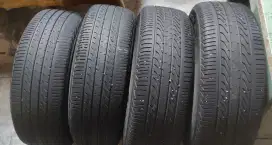 4 pcs Ban r15 215/65 tebal sesuai foto