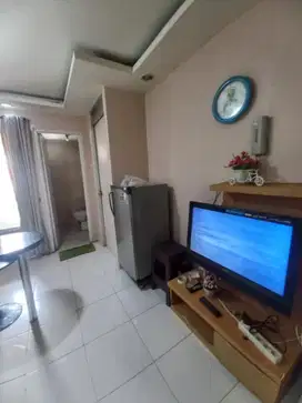 Apartemen Kelapa Gading Nias 2 Kamar Emerald Furnished Bulanan