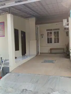 Dijual Kost 6 Kamar Sudah Furnished K Mandi Dalam Token Masing2