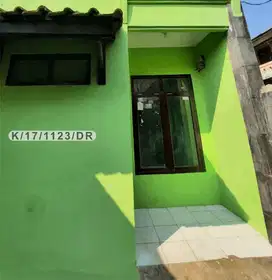 Rumah 2 Lantai Di Gang Caringin 2 Buah Batu Bandung