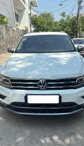 Jual vw tiguan allspace sangat istimewa
