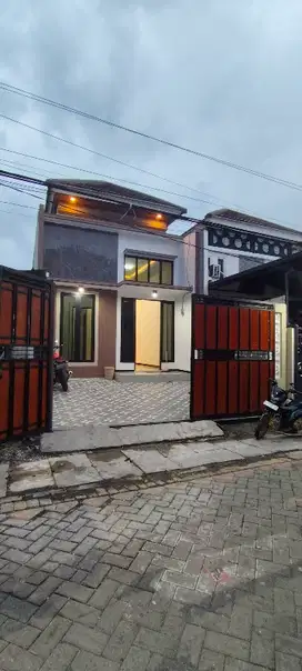 Rumah Baru di Wonorejo Selatan Rungkut Merr